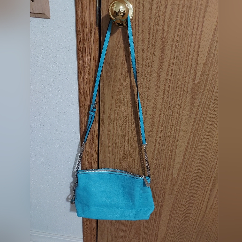 MICHAEL KORS LIKE NEW TURQUOISE LEATHER BAG